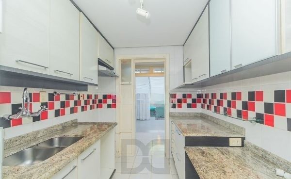 Casa em Condomínio em Ipanema de 3 dormitórios e 2 vagas DESOCUPADA — foto 26