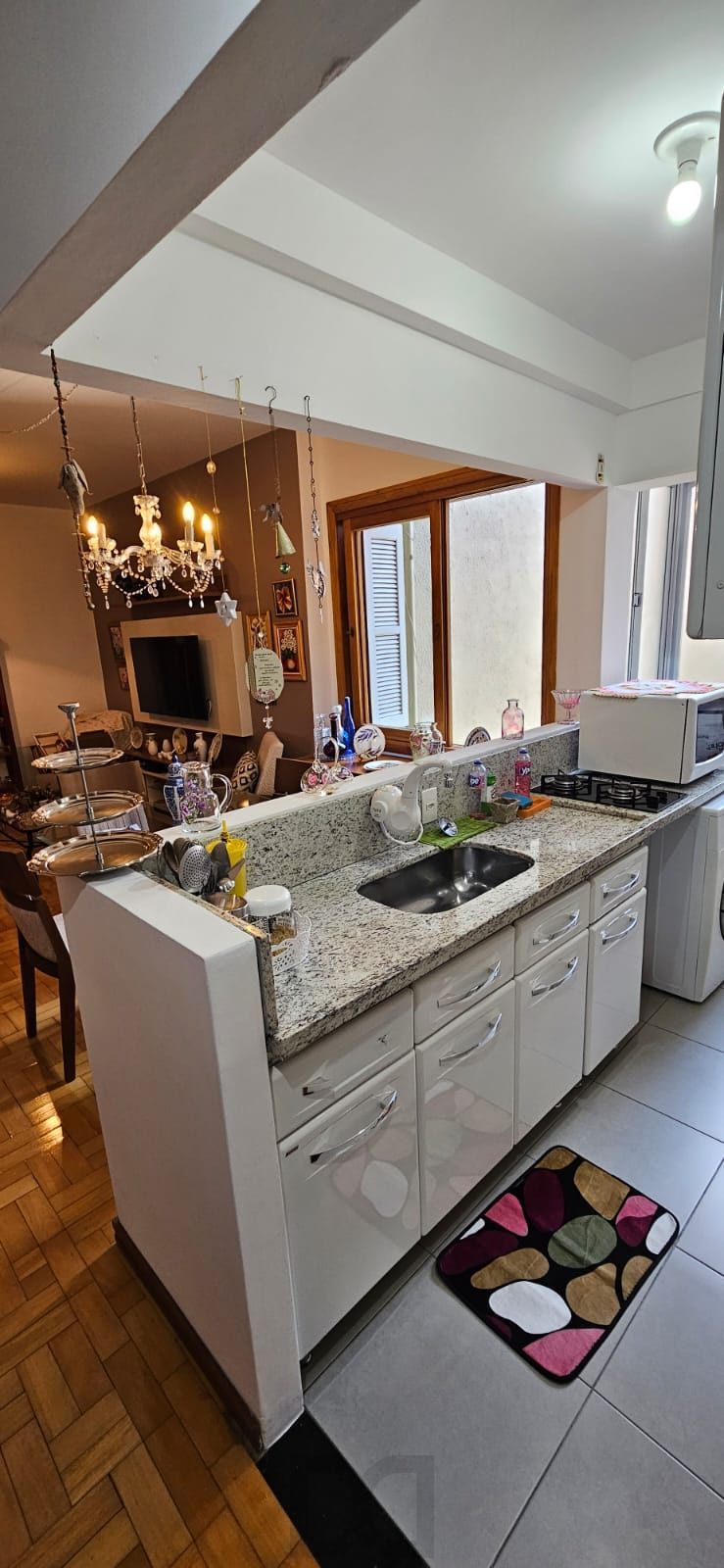 Apartamento no Centro de 1 dormitório semi mobiliado e REFORMADO — foto 8