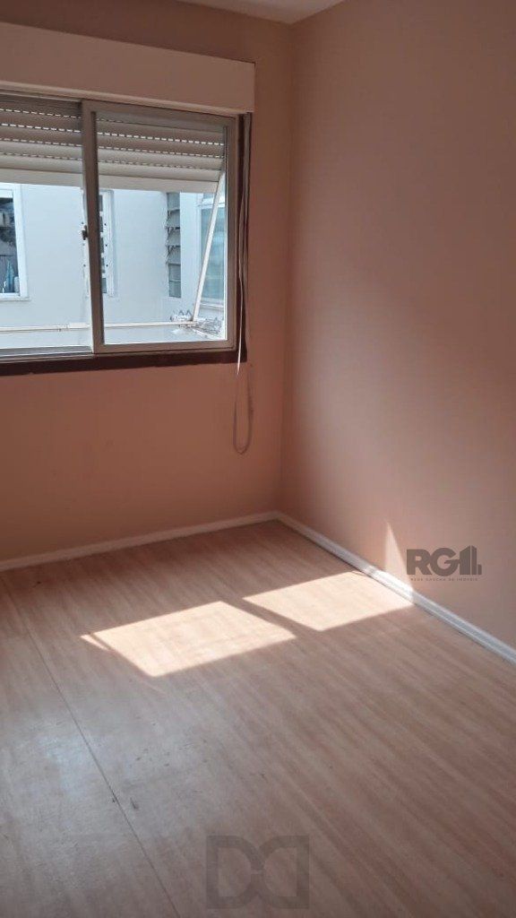 Apartamento de 2 dormitórios no Partenon DESOCUPADO — foto 13