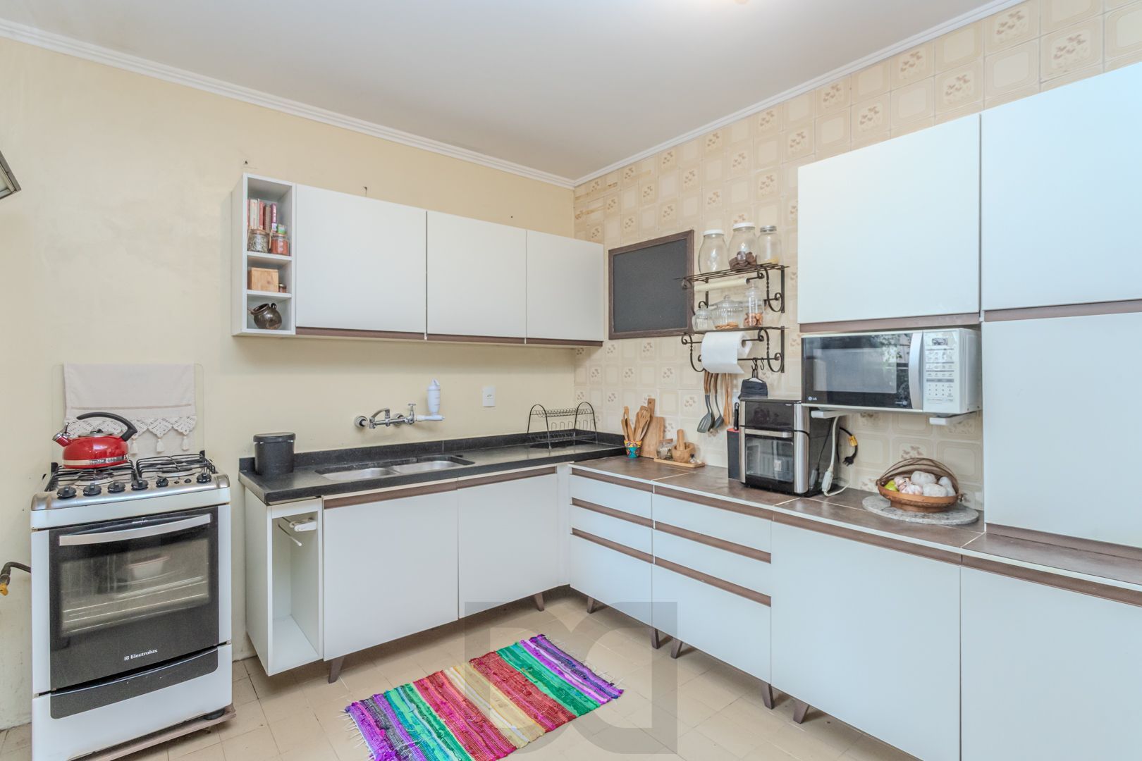 Apartamento de 3 dormitórios e vaga no bairro Petrópolis — foto 21