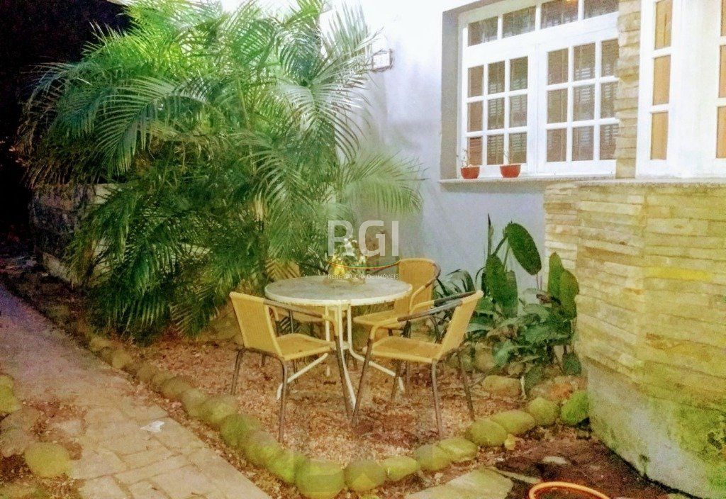 Casa para Venda - 300m², 2 dormitórios, sendo 1 suites, 3 vagas - Belém Novo — foto 11