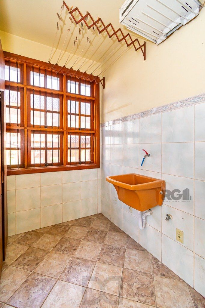 Casa sobrado na zona norte de 3 dormitórios 3 vagas e piscina — foto 44