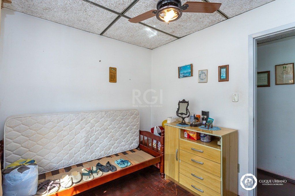 Casa para Venda - 93m², 4 dormitórios, sendo 1 suites, 4 vagas - Jardim Leopoldina — foto 9