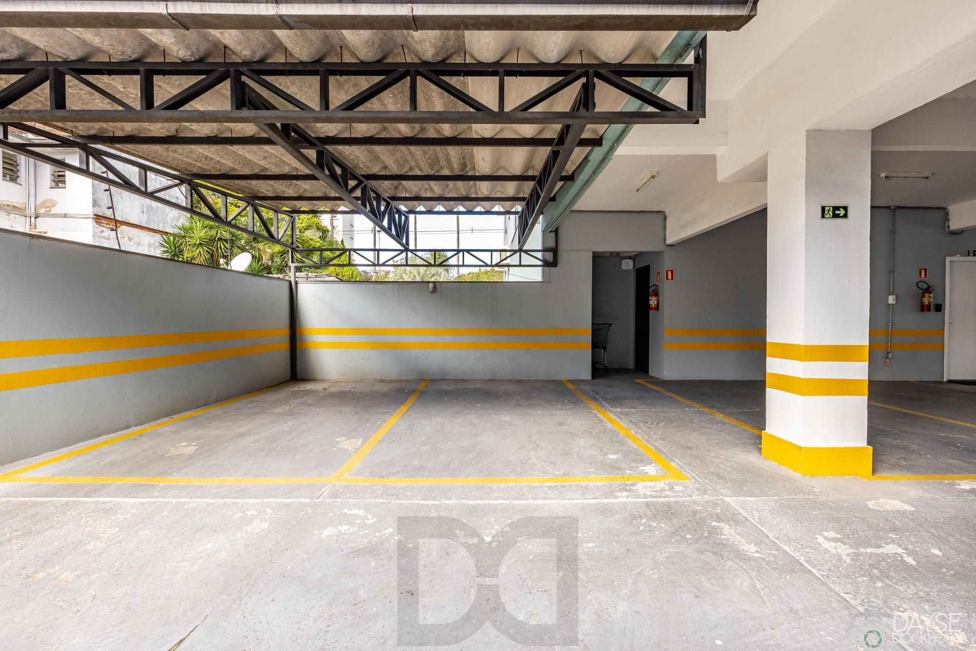 Apartamento no bairro Higienópolis de 3 dormitórios e vaga DESOCUPADO — foto 26