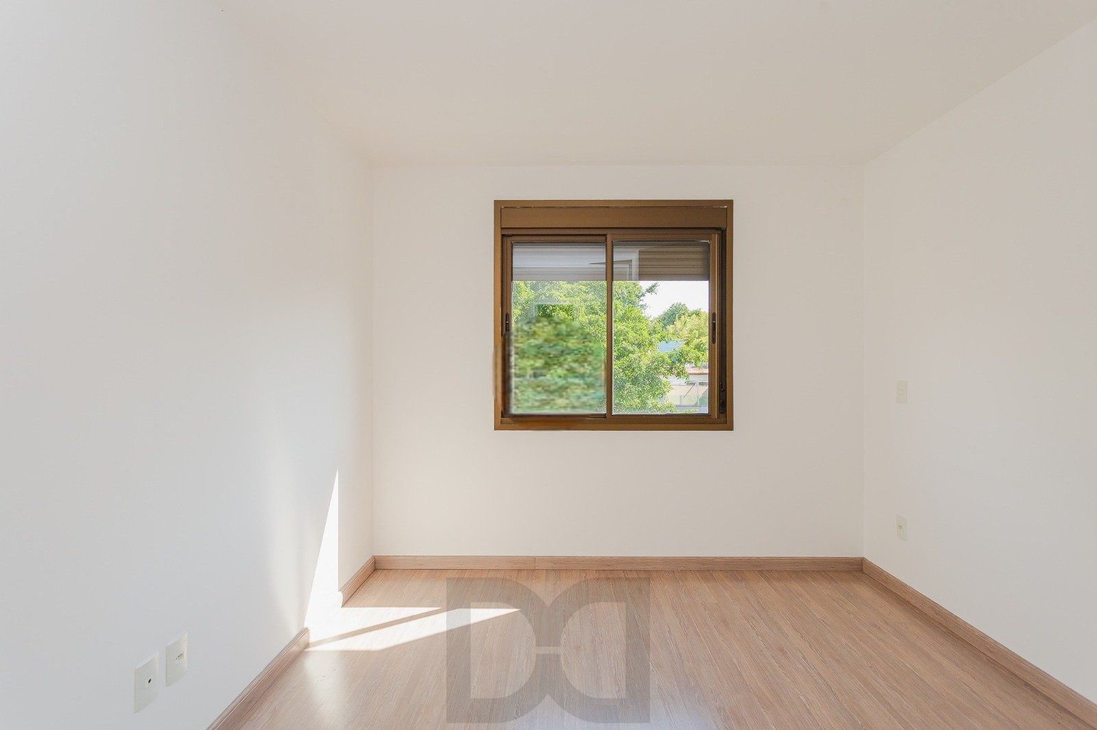 Apartamento 2 dormitórios, 1 suíte, 60m² privativos, 1 vaga coberta, no bairro Higienópolis. — foto 6