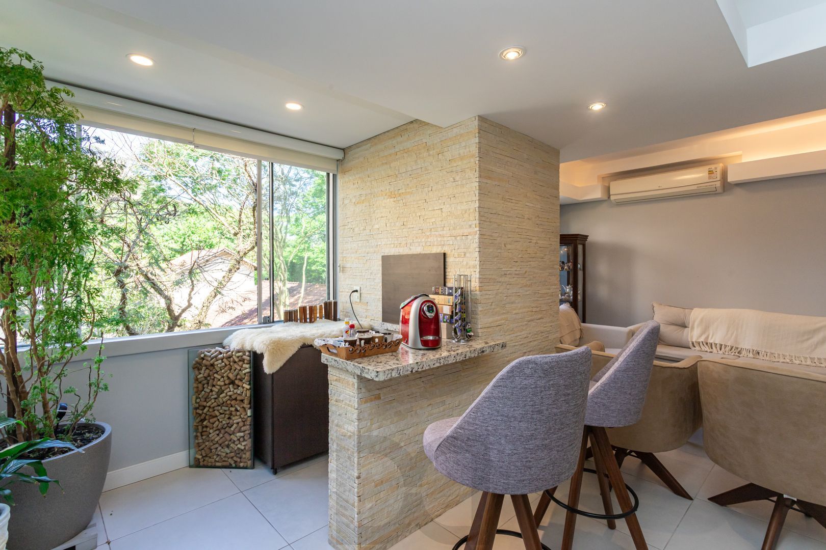 Apartamento bairro Nonoai de 2 dormitórios (original de 3d) vaga e infra — foto 8