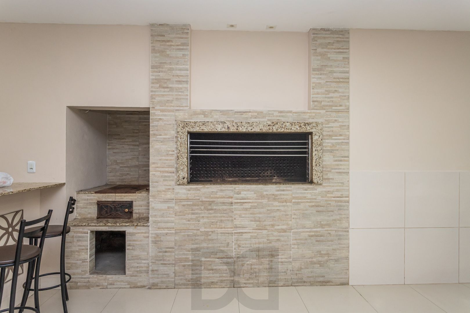 Apartamento no bairro Teresópolis de 3 dormitórios e vaga rotativa DESOCUPADO — foto 21