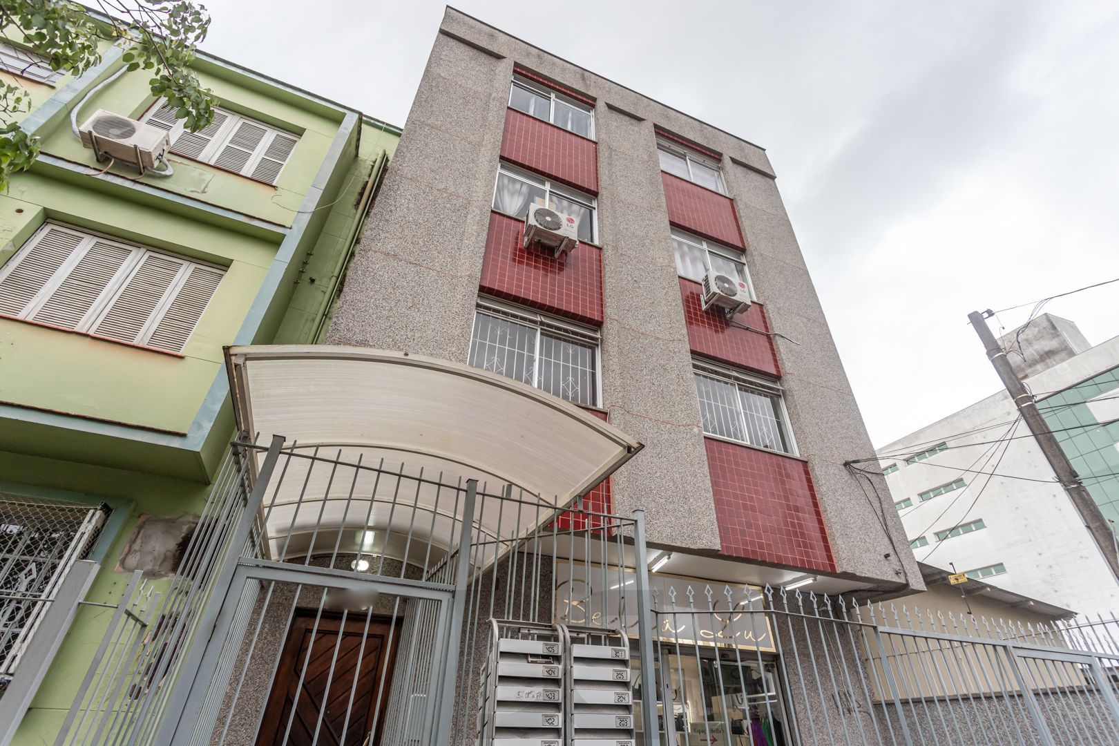 APTO DE 01 NO MENINO DEUS, DESOCUPADO — foto 8