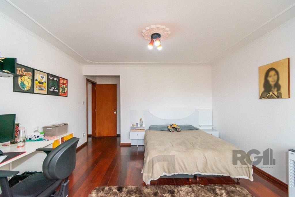 Casa no Jardim Itu com 6 dormitórios e 2 vagas e piscina — foto 35