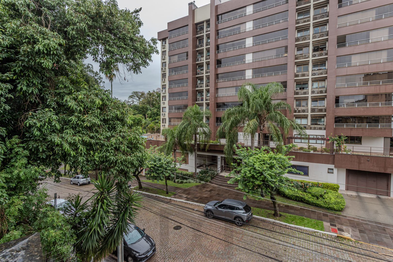 Apartamento no Menino Deus de 3 dormitórios e 2 vagas DESOCUPADO — foto 32