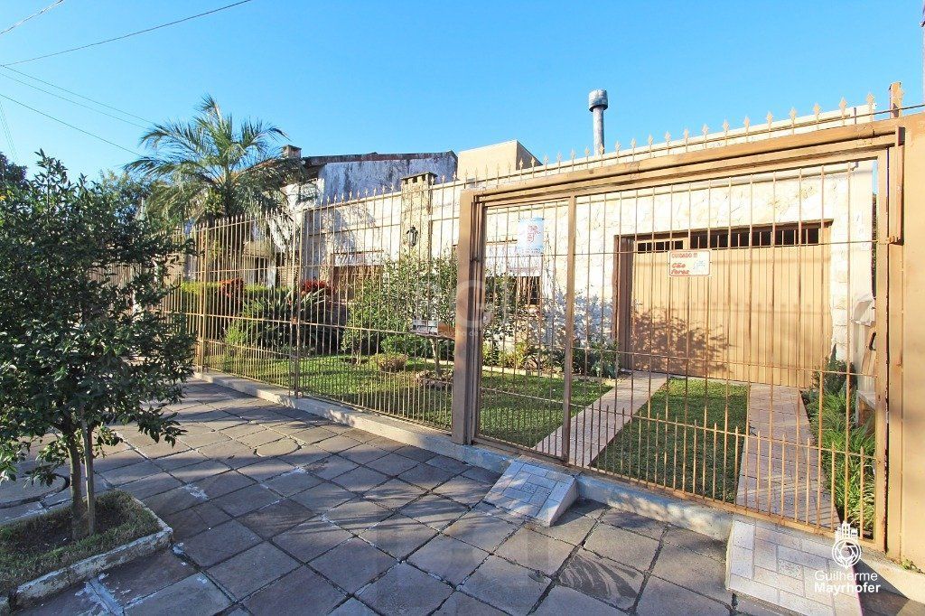 Casa no bairro Cavalhada de 3 dormitórios e amplo pátio — foto 35