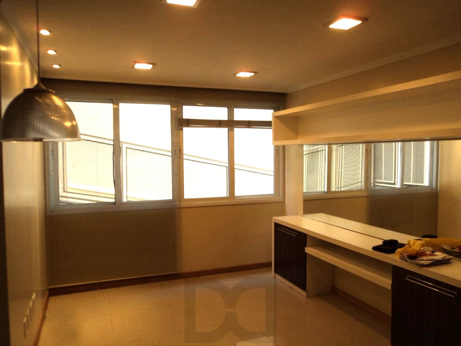 Apartamento no Bom Fim de 2 dormitórios e vaga — foto 3