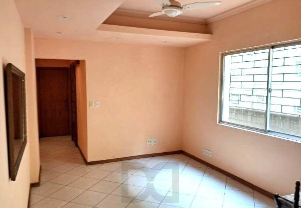Apartamento no Centro de 2 dormitórios DESOCUPADO — foto 2