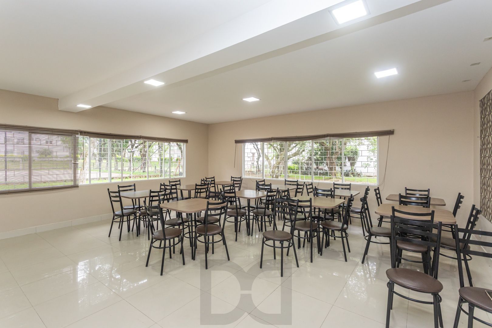 Apartamento no bairro Teresópolis de 3 dormitórios e vaga rotativa DESOCUPADO — foto 20