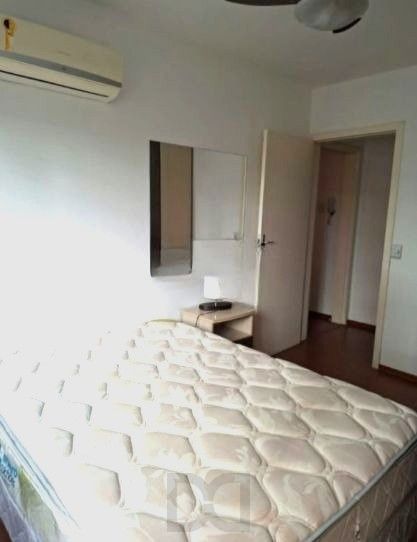 Apartamento no Centro de 1 dormitório vaga mobiliado DESOCUPADO — foto 7