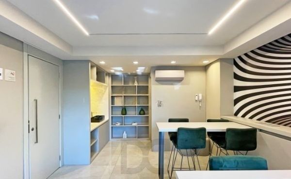Apartamento estilo LOFT no bairro Mont Serrat mobiliado com vaga — foto 19