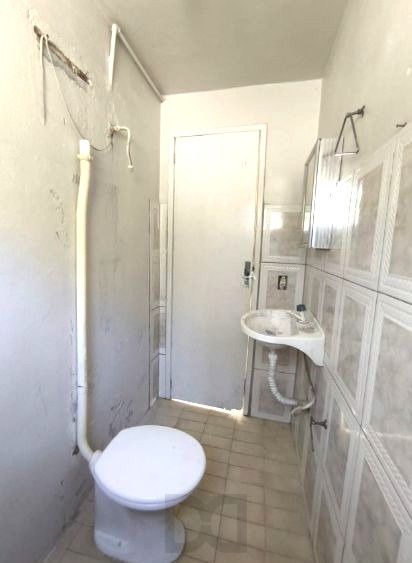 Casa sobrado no bairro Jardim do Salso DESOCUPADA — foto 19