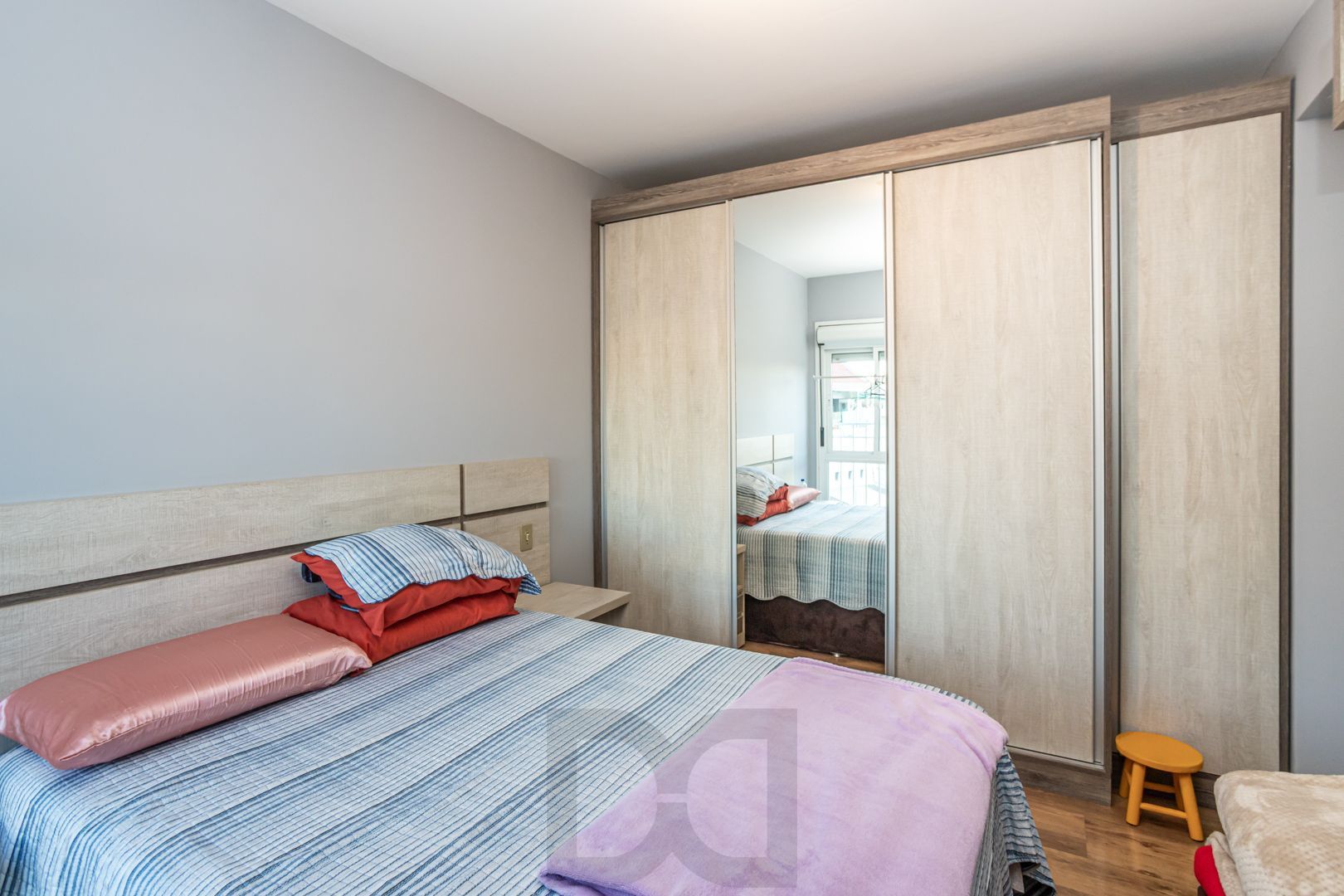 Apartamento no Cristal de 3 dormitórios , 2 vagas e infra — foto 10