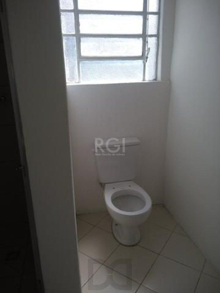 Apartamento de 2 dormitórios, Petrópolis Desocupado — foto 9
