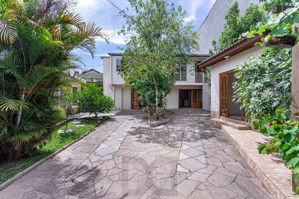 Casa para Venda - 740m², 5 dormitórios, sendo 1 suites, 3 vagas - Vila Assunção — foto 46