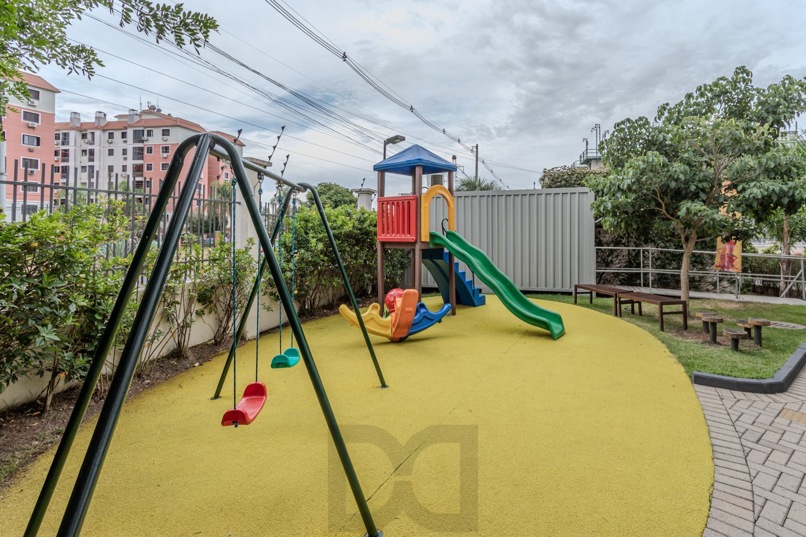 Apartamento no Sarandi de 2 dormitórios vaga e infra DESOCUPADO — foto 46