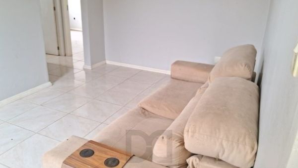 Apartamento no bairro Teresópolis de 2 dormitórios térreo com pátio — foto 4