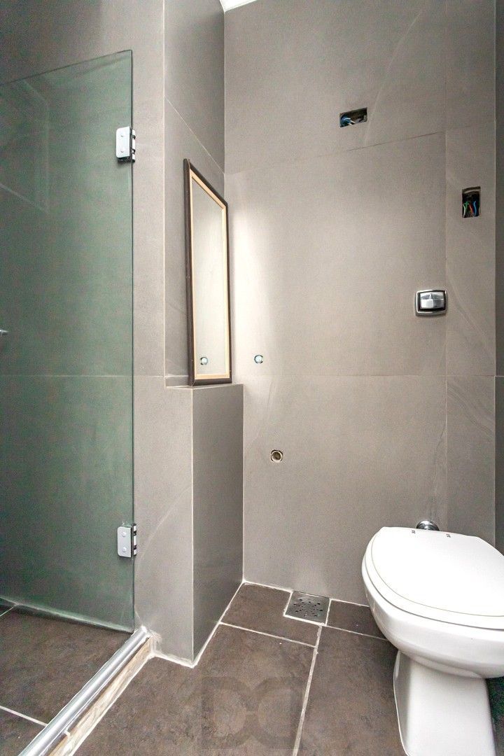 Apartamento no Bom Fim de 2 dormitórios DESOCUPADO — foto 8