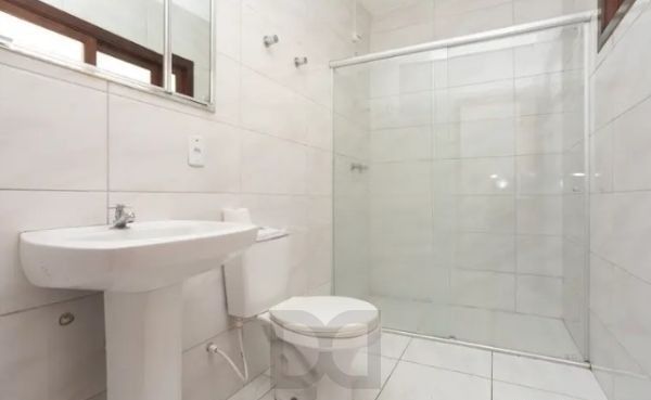 Prédio comercial no bairro Vila Jardim com 550m² — foto 30