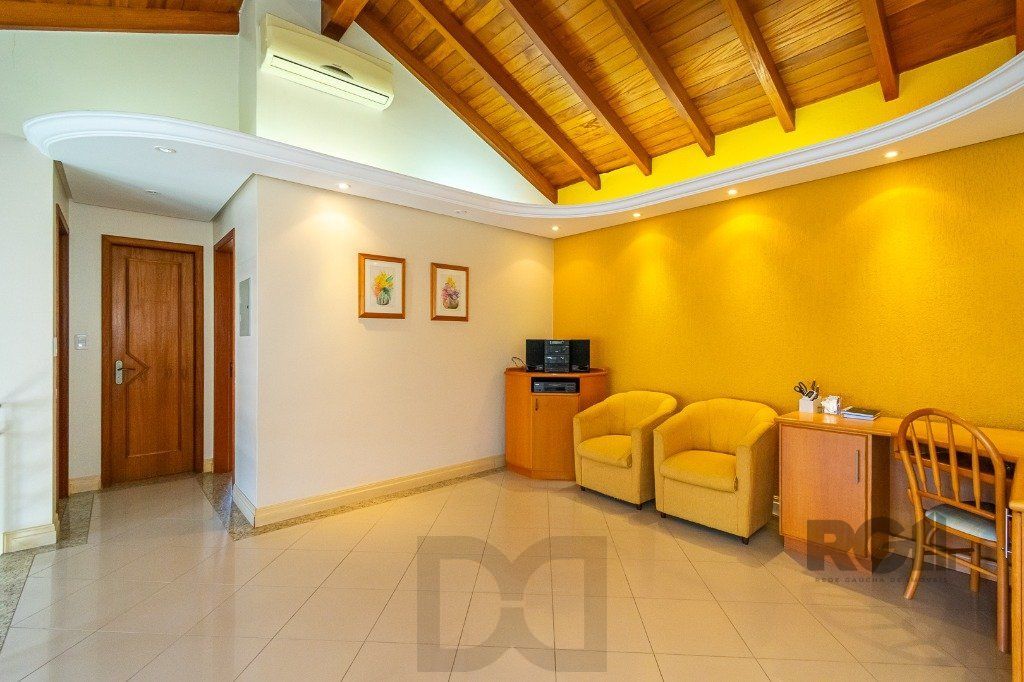 Casa em condominio no Sarandi de 3 dormitórios 2 vagas e infra DESOCUPADA — foto 28