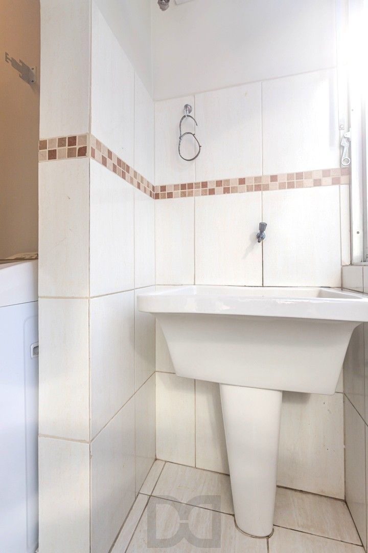 Apartamento no bairro Petrópolis de 3 dormitórios REFORMADO — foto 24