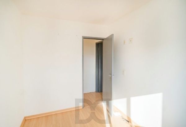 Apartamento de 2 dormitórios vaga e infra DESOCUPADO — foto 7