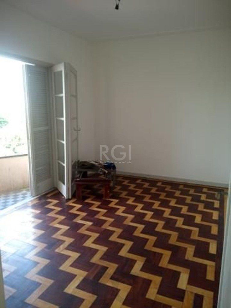 Apartamento de 2 dormitórios, Petrópolis Desocupado — foto 3