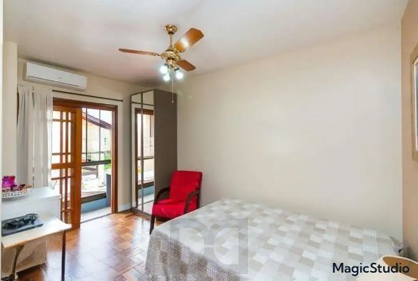 Casa sobrado a Venda de 5 Quartos, 1 Suite e 4 Vagas de Garagem com 235M²privt. — foto 6