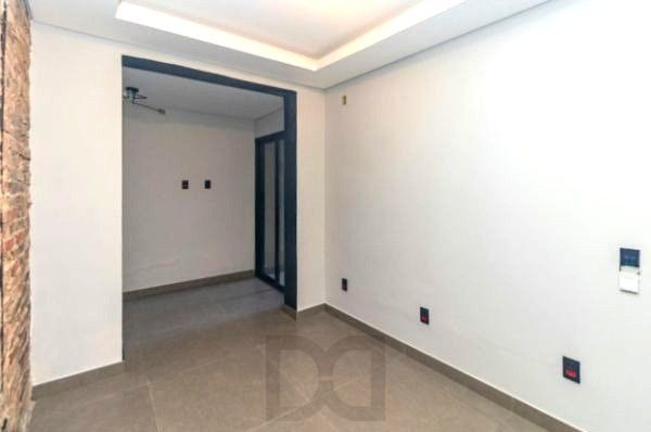 Apartamento de 1 dormitório TÉRREO no Centro DESOCUPADO — foto 13
