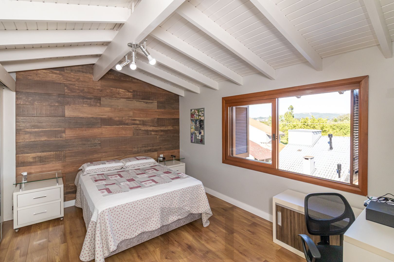 Casa com 3 Quartos à venda, 141m² - Hípica — foto 4