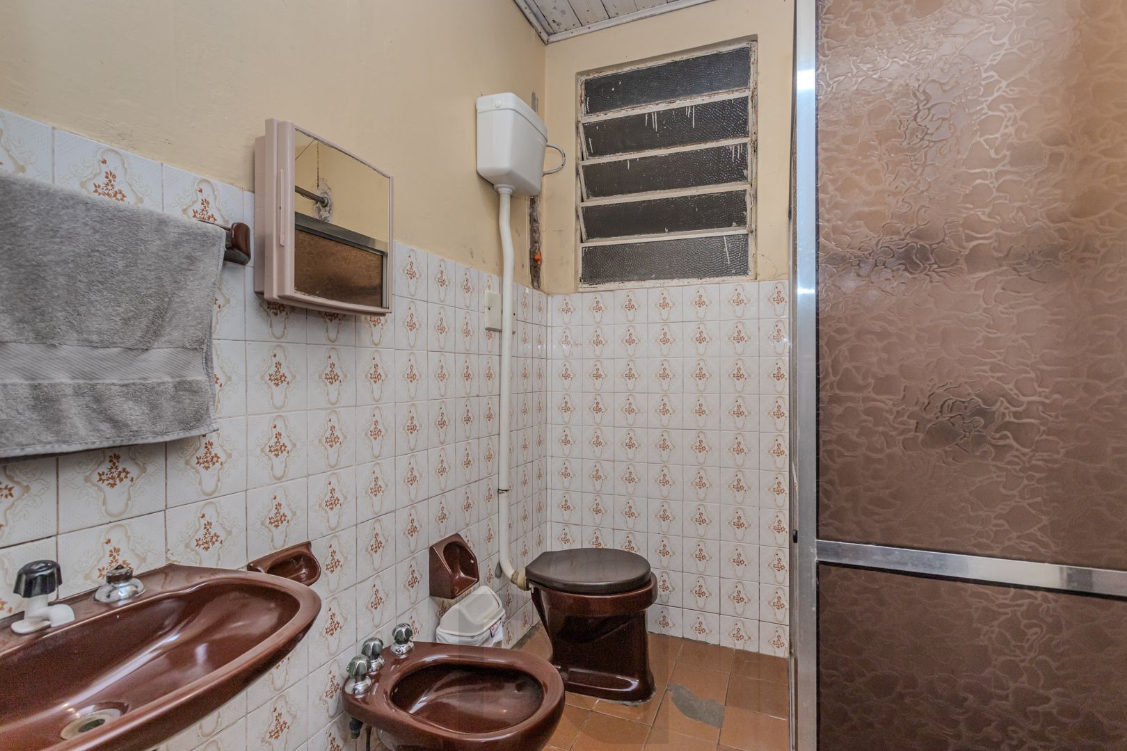 Casa no bairro Jardim Botânico de 3 dormitórios e garagem e terreno com 370m² — foto 15