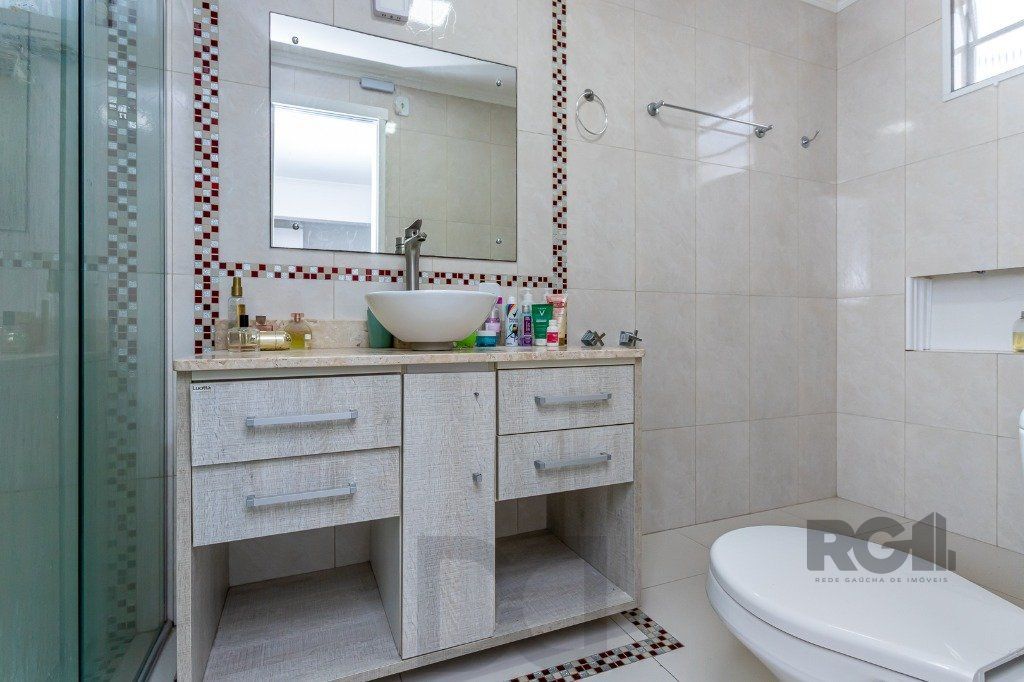 Casa no Jardim do Salso de 3 dormitórios pátio e piscina — foto 26