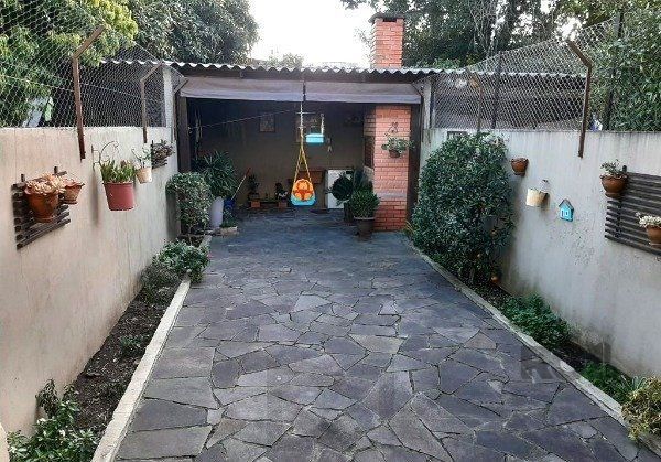 Sobrado triplex no Partenon de 3 dormitórios e 2 vagas — foto 22