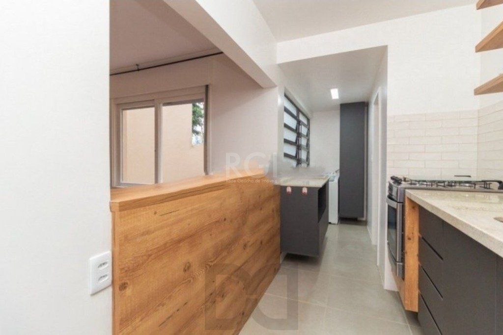 Apartamento no Petrópolis de 2 dormitórios — foto 9