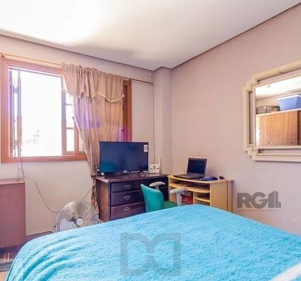 Casa sobrado no Partenon de 4 dormitórios e 2 vagas — foto 17