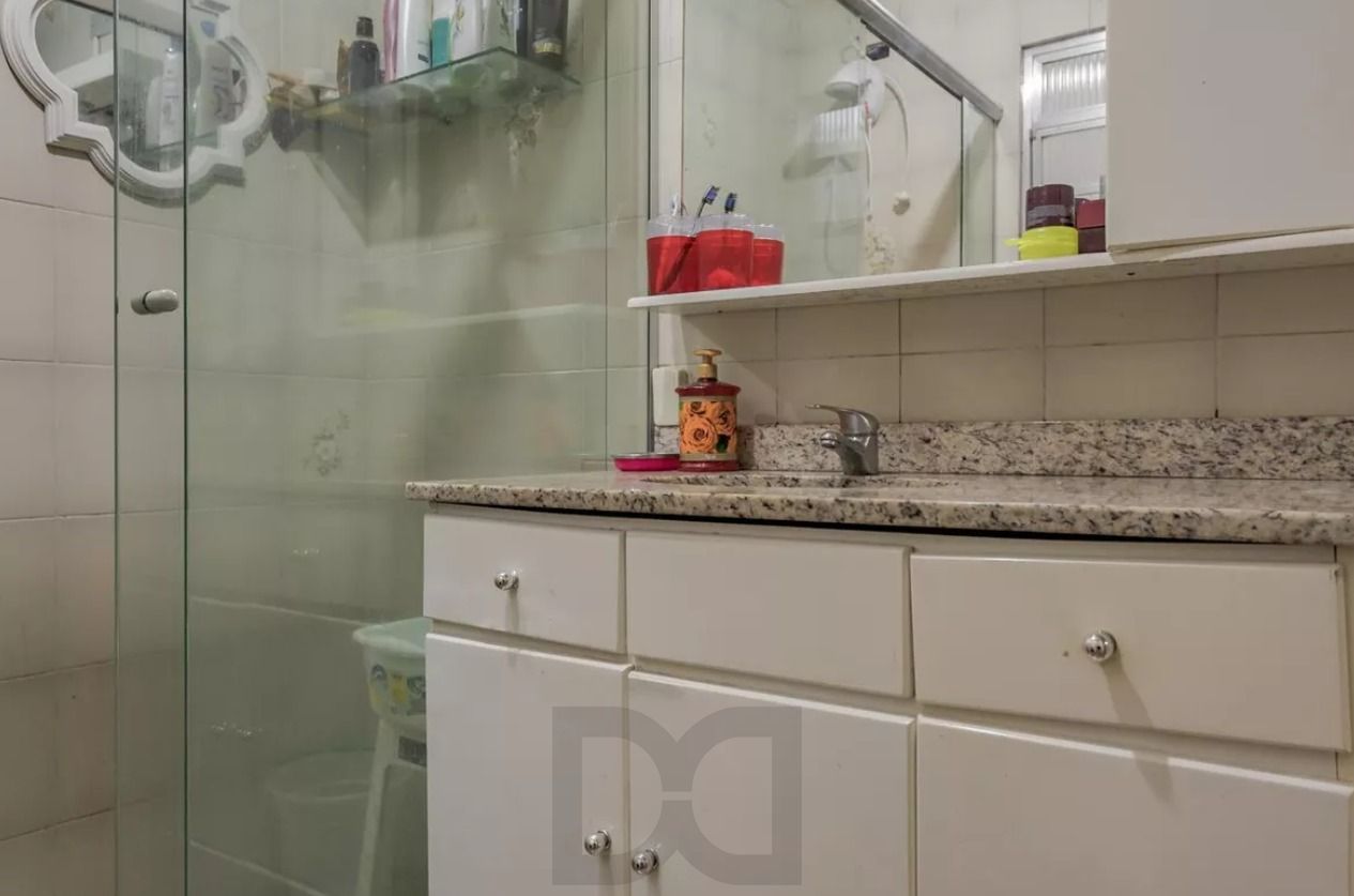 Sobrado no bairro Vila Ipiranga de 4 dormitórios e 2 vagas — foto 11