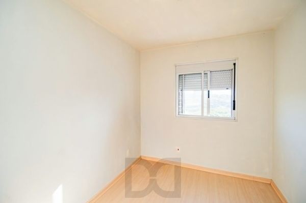 Apartamento de 2 dormitórios vaga e infra DESOCUPADO — foto 4