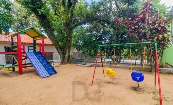 Casa em condomínio no bairro Santo Antônio de 4 dormitórios e 2 vagas — foto 39