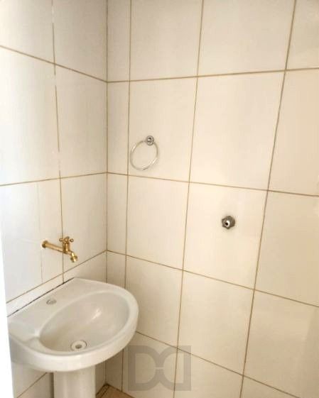 Apartamento no Menino Deus de 2 dormitórios DESOCUPADO — foto 15