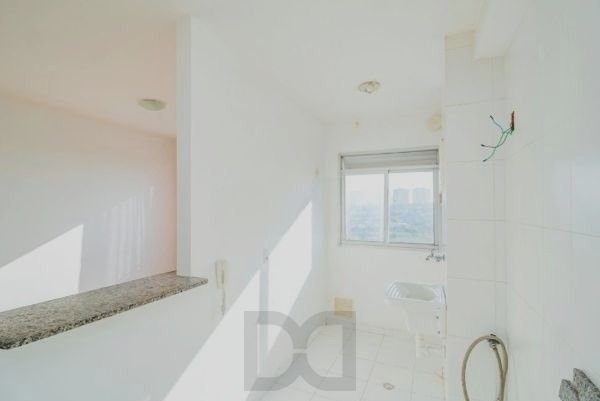 Apartamento de 2 dormitórios vaga e infra DESOCUPADO — foto 11