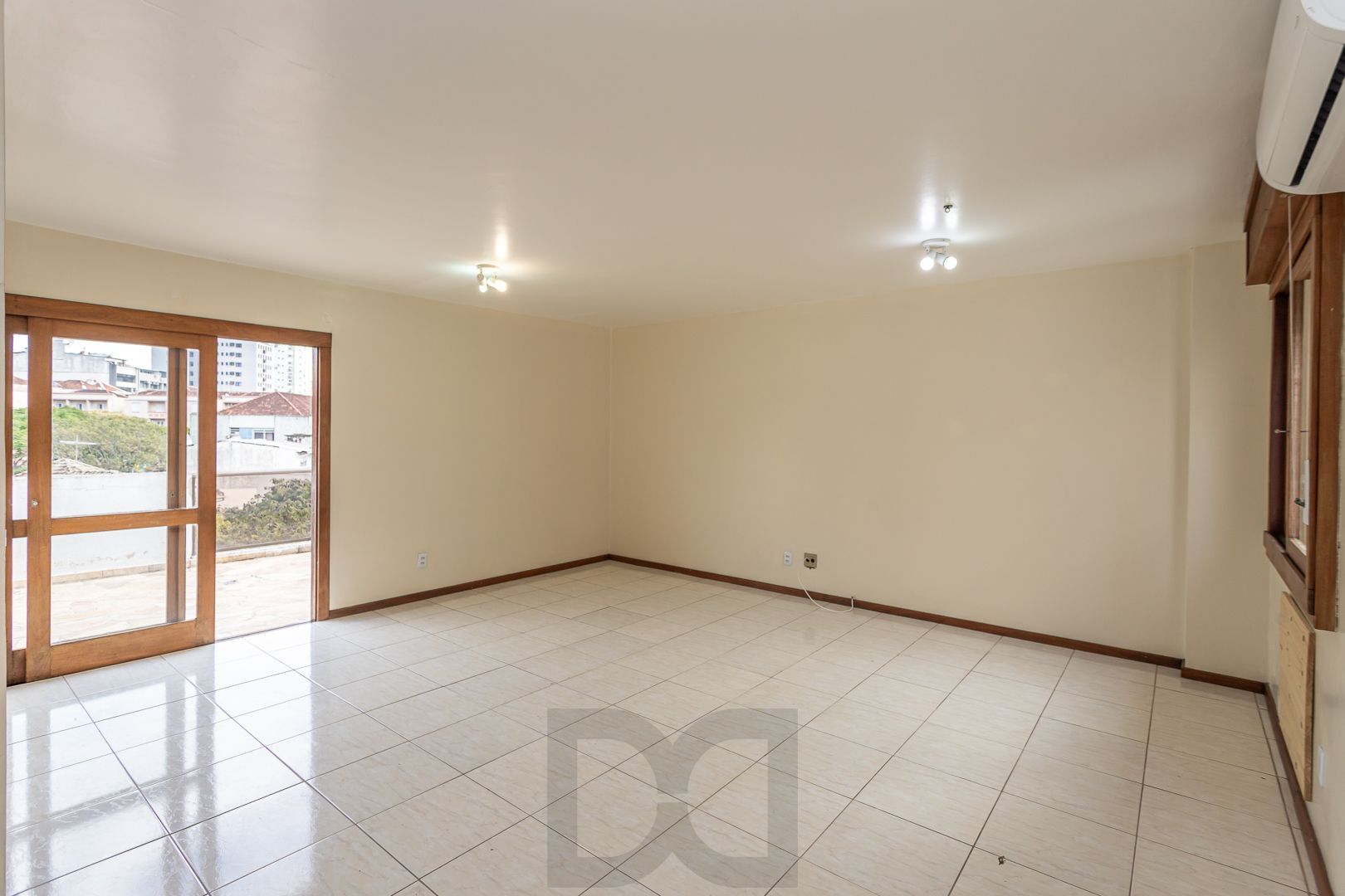 Cobertura de Um Dormitório No coração do Petrópolis — foto 21