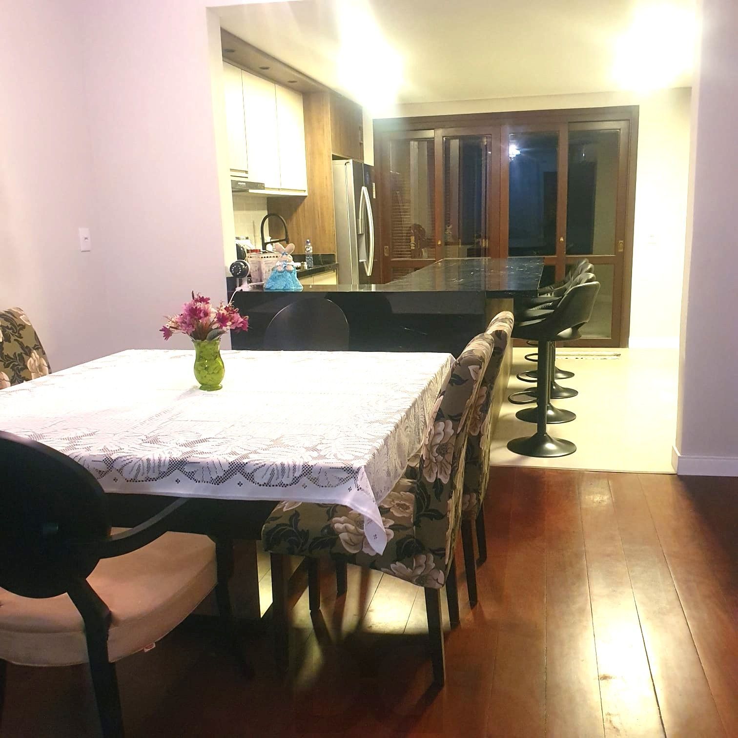 Sobrado no Menino Deus de 3 dormitórios e vaga — foto 3