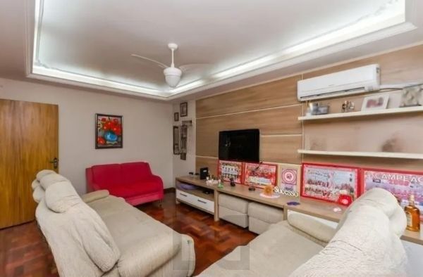 Casa / sobrado no bairro Jardim Itu de 3 dormitórios e pátio com piscina — foto 3