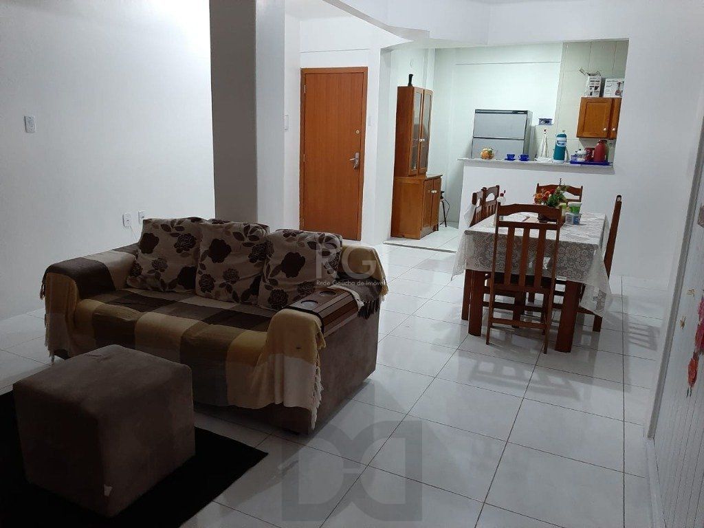 Apartamento no Centro de 2 dormitórios — foto 1