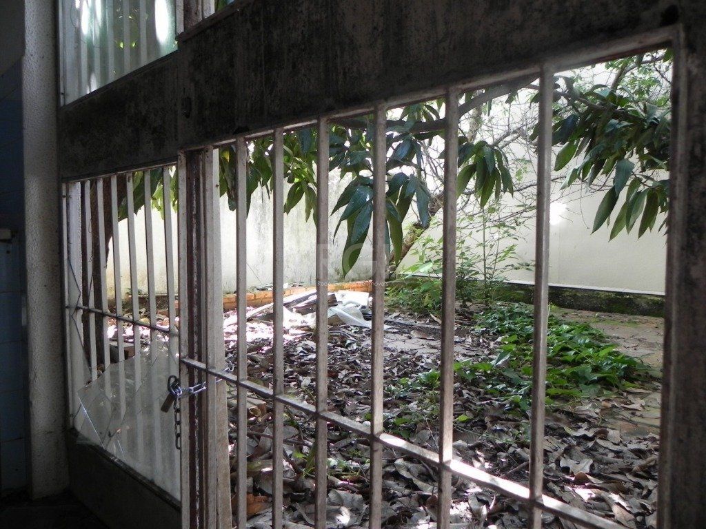 Casa para Venda - 110m², 4 dormitórios, sendo 1 suites, 4 vagas - Jardim Itu — foto 22